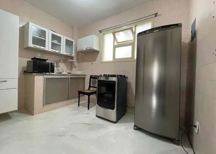 Quarto E Sala 100 Mts Da Praia