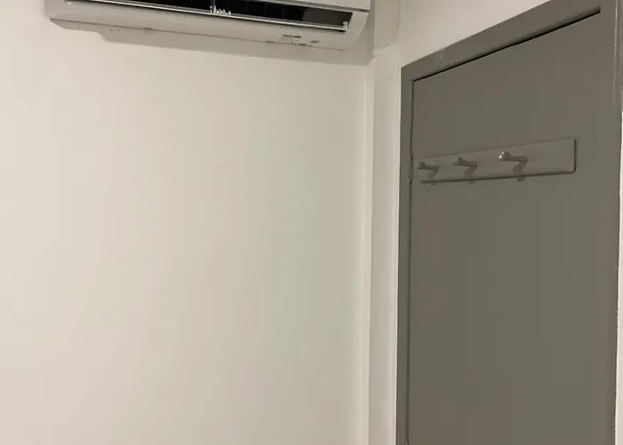 Quarto E Sala 100 Mts Da Praia