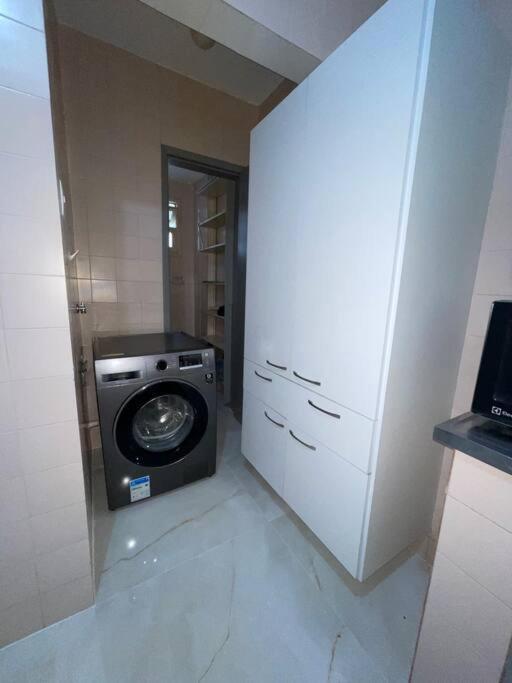 Apartamento E Sala 100 Mts Da Guarapari